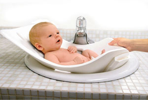 为让婴儿洗澡成为快乐事
